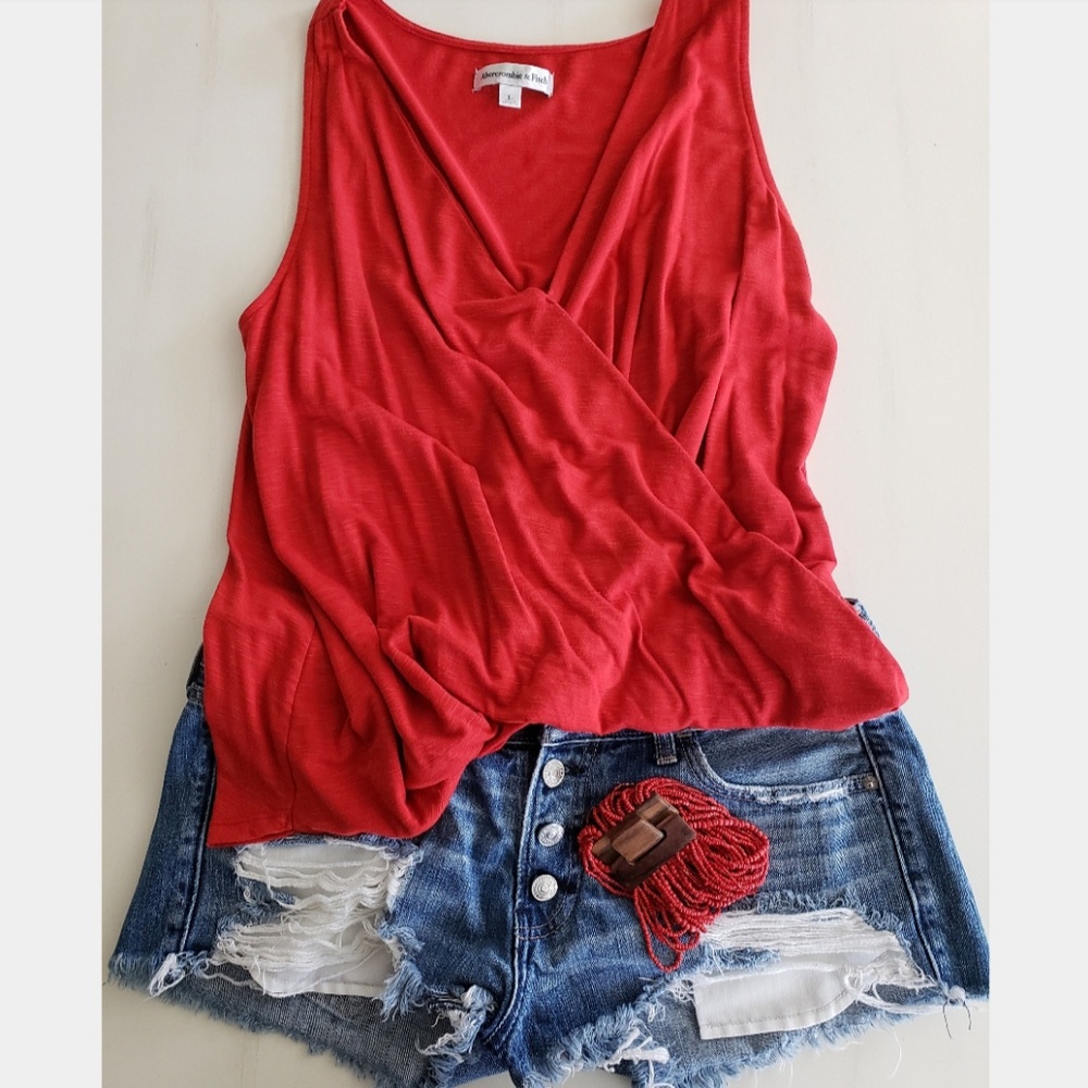 LAST CHANCE | Wrap Front Top